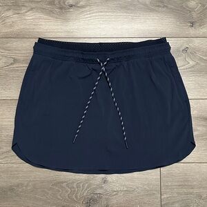 Athleta Crest Skort 15” Navy Blue Hiking Active Skirt Size‎ 12